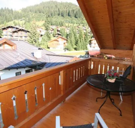Koenigsblick 4 شقة كونيغشليتن